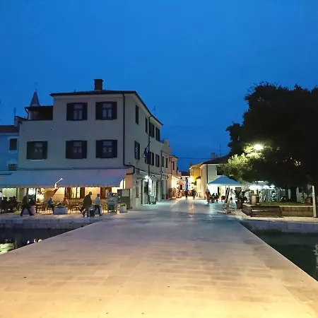Willa Andrija Family Dream With Heated Pool At The Sea With Beautiful Garden, Outside Cinema And Kids Playground *
