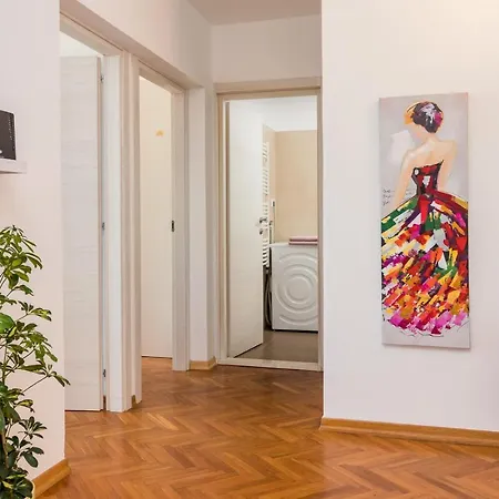 Willa Andrija Family Dream With Heated Pool At The Sea With Beautiful Garden, Outside Cinema And Kids Playground Fažana