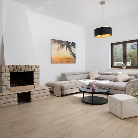 Andrija Family Dream With Heated Pool At The Sea With Beautiful Garden, Outside Cinema And Kids Playground