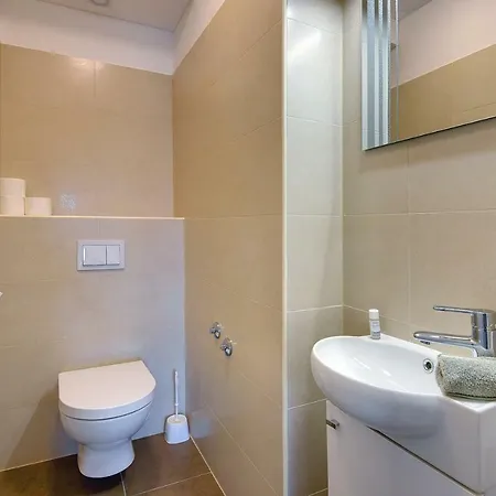 Villa Andrija Family Dream With Heated Pool At The Sea With Beautiful Garden, Outside Cinema And Kids Playground