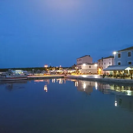 Andrija Family Dream With Heated Pool At The Sea With Beautiful Garden, Outside Cinema And Kids Playground Villa *